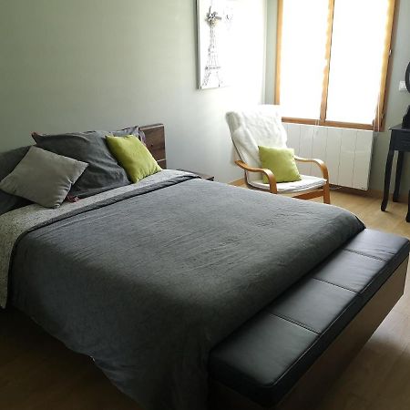 Appartement Meuble Tout Confort Scionzier Exterior foto