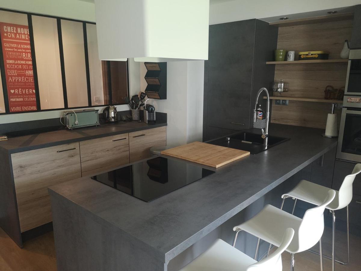 Appartement Meuble Tout Confort Scionzier Exterior foto