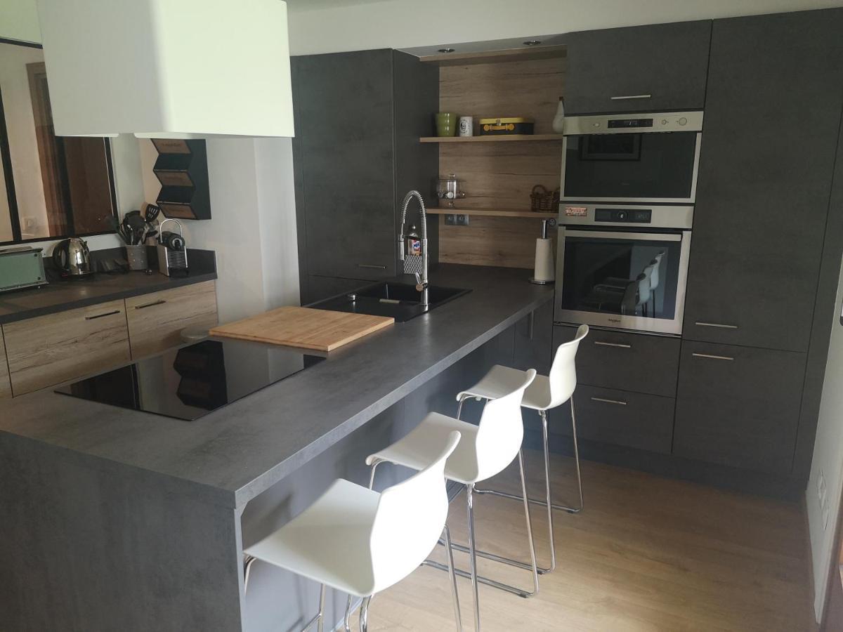 Appartement Meuble Tout Confort Scionzier Exterior foto